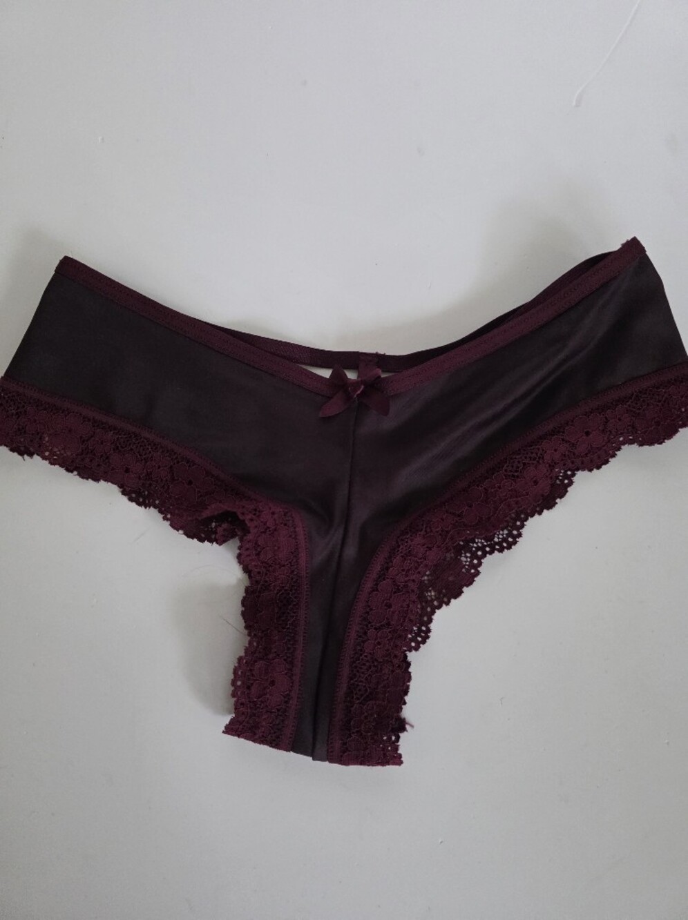 2/$24 NEW VICTORIA SECRET MAROON LOW RISE LACE BIKINI PANTY-SZ-XS